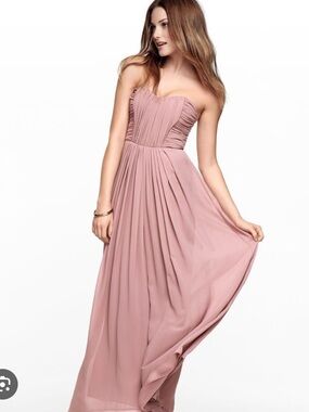 Elegant Strapless Mauve Dress